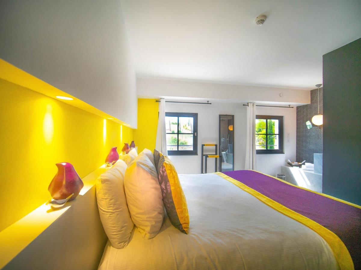 Hotel Pont Levis - Franck Putelat 4*