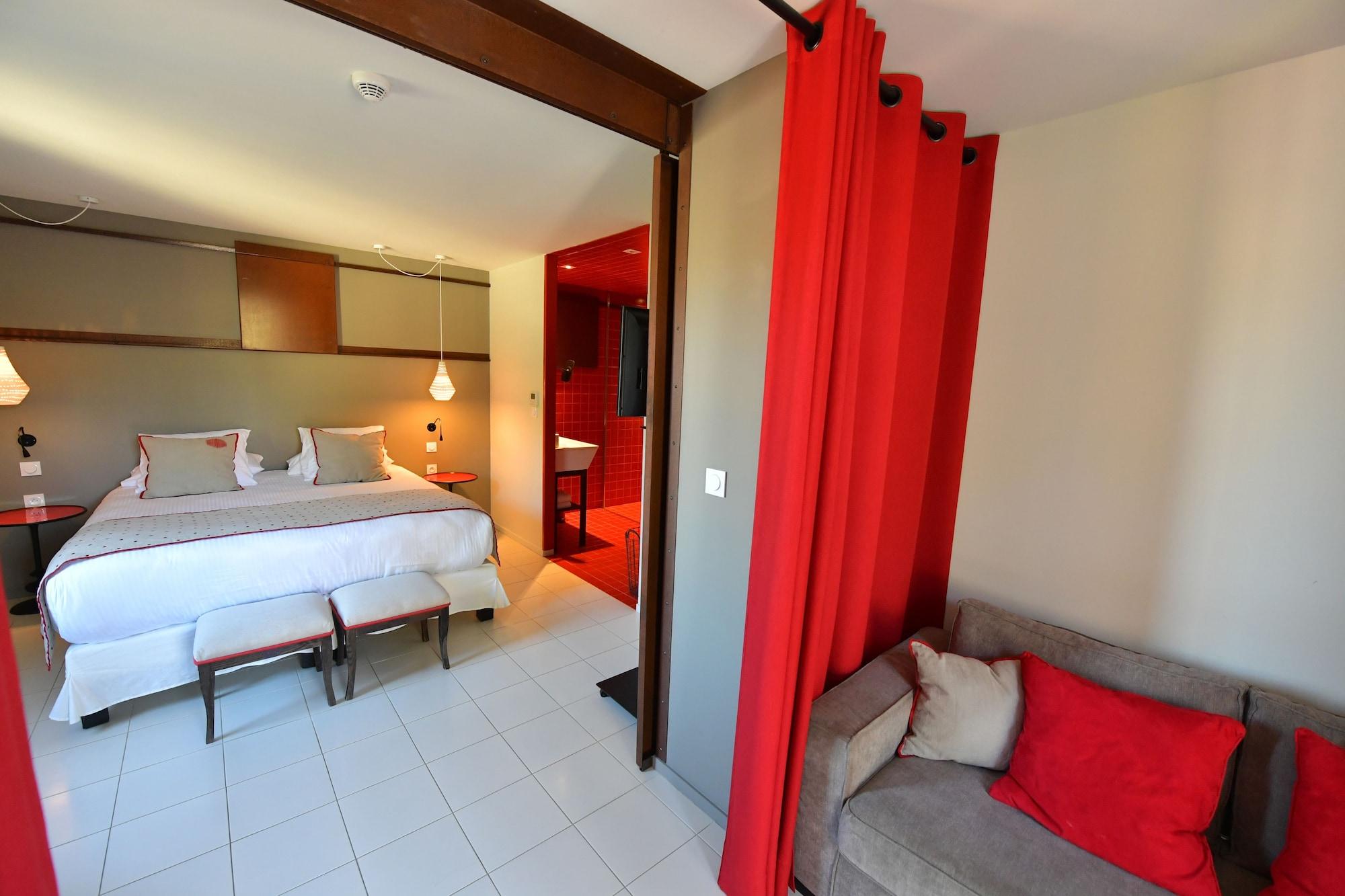 Hotel Pont Levis - Franck Putelat 4*